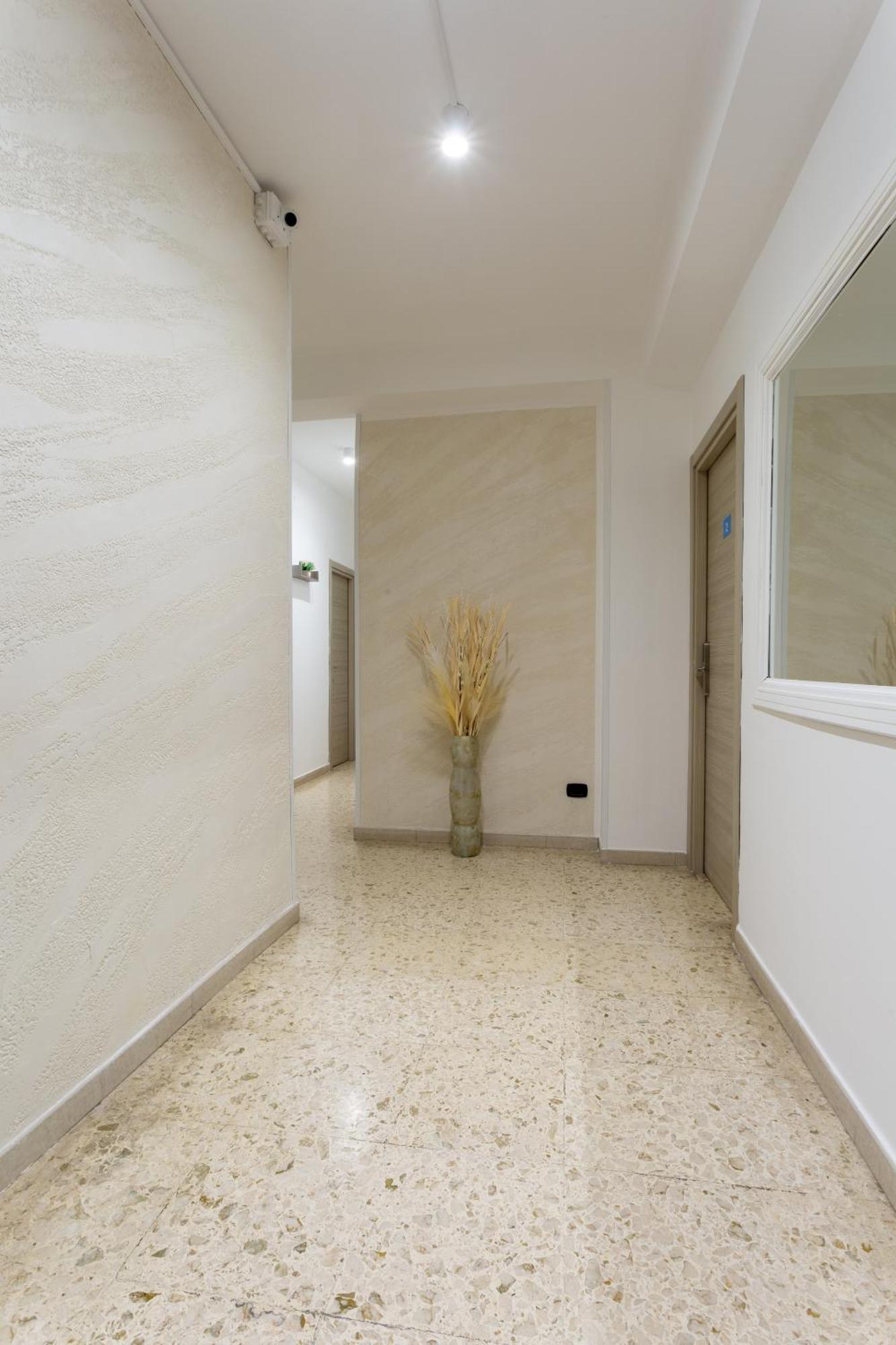 Napoli Fly Guest House 290 Buitenkant foto
