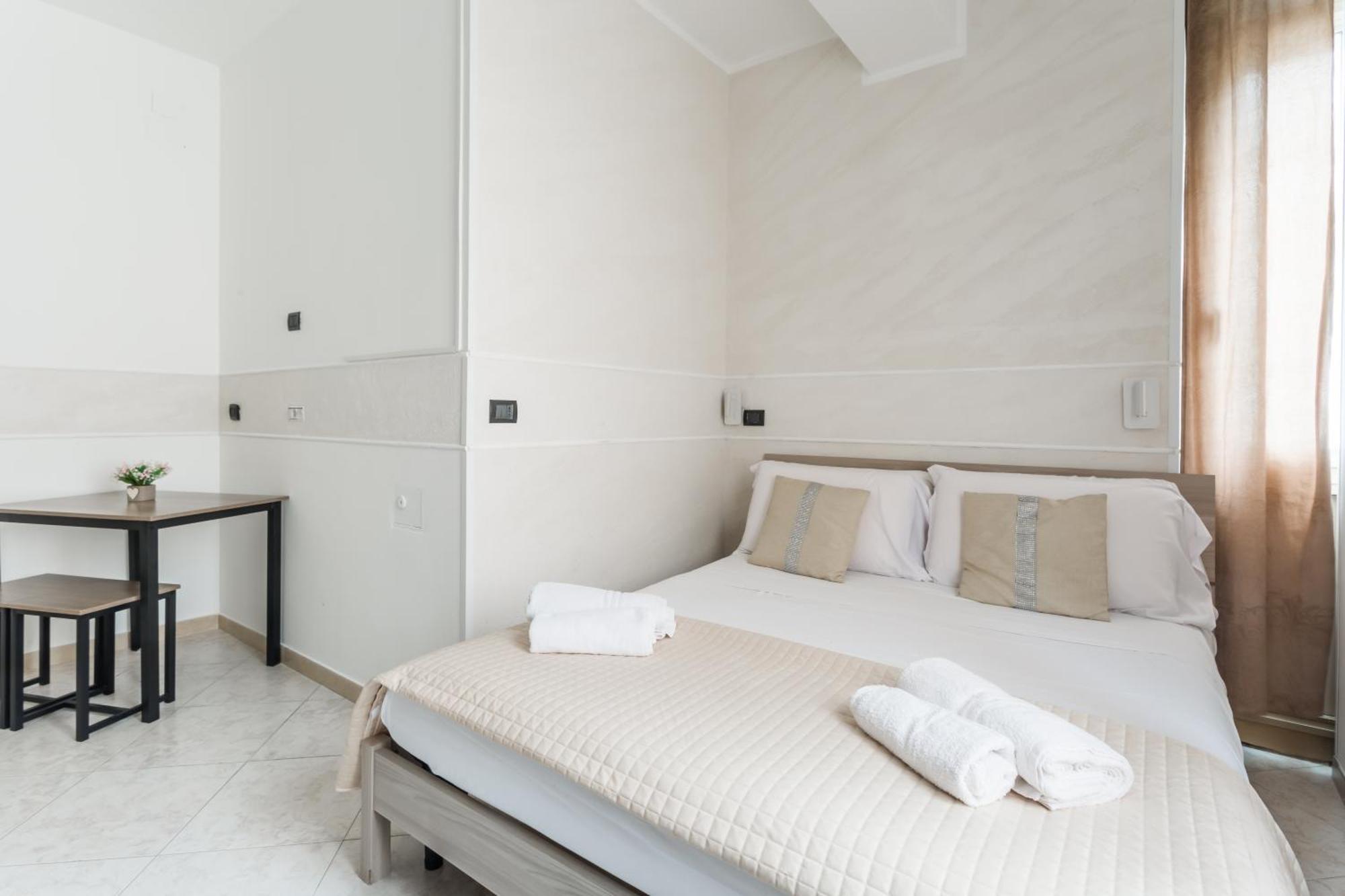 Napoli Fly Guest House 290 Buitenkant foto
